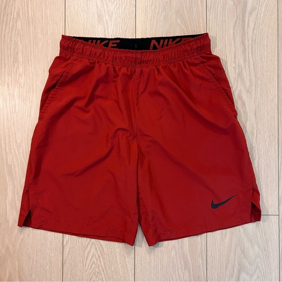 Nike DRI-FIT Red Training Shorts Size Medium - Picture 1 of 7